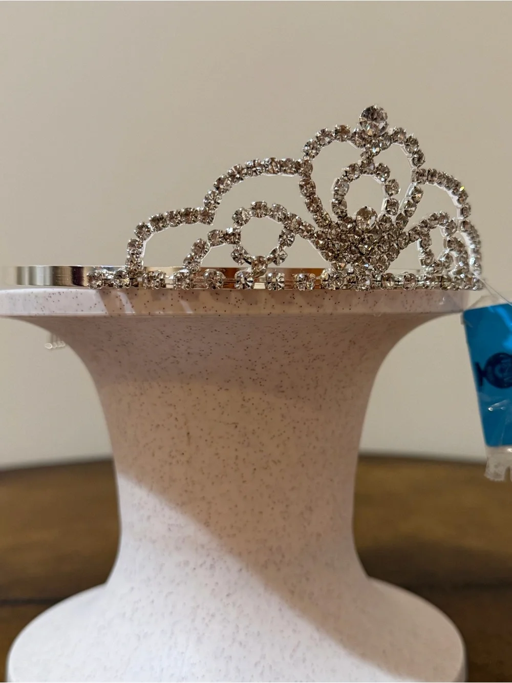 NEW WITH TAGS AUTHENTIC ARRIBAS DISNEY PRINCESS WEDDING PARTY TIARA WITH COMBS 👑